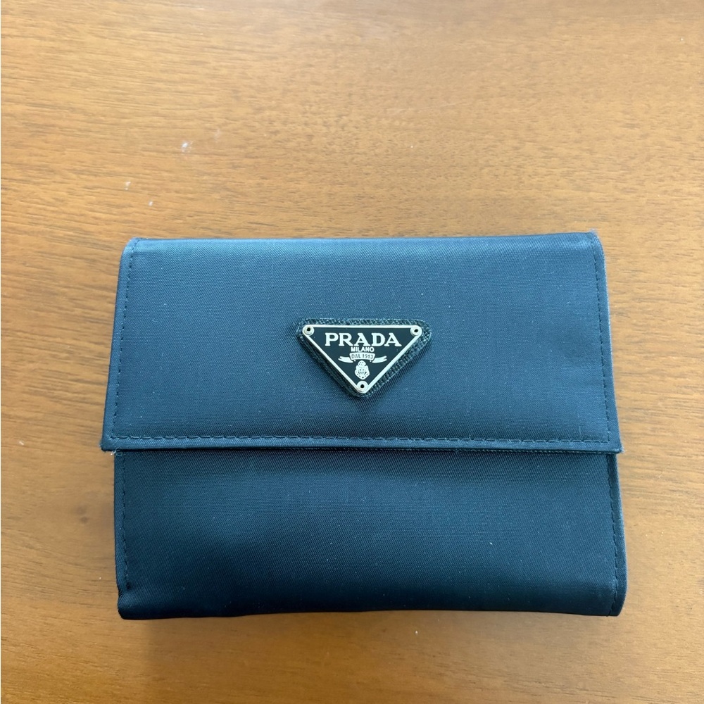 Vintage Prada nylon wallet with Prada logo. Perfect condition